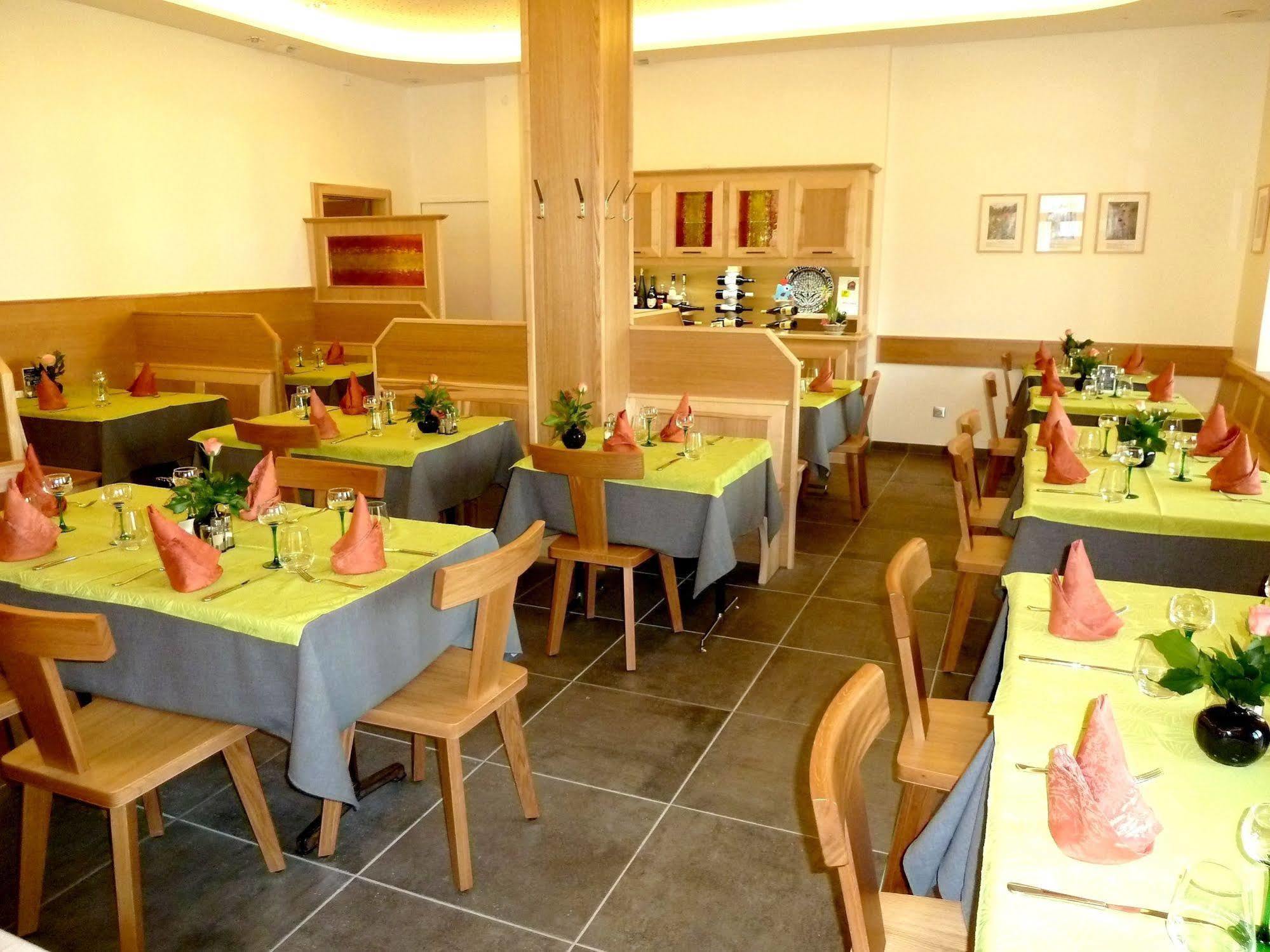 Hotel Restaurant Collin Ferrette Exterior photo